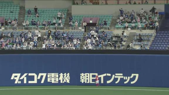 中日新助っ人・ガーバー「Wow!!! Nice Homerun Viciedo!!!」