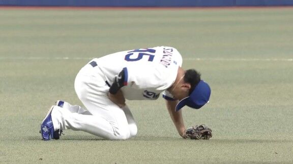 中日・土田龍空、最終回に何らかのアクシデントもプレーは続行