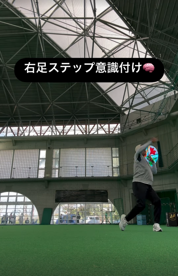 中日・川﨑宗則“臨時コーチ兼選手”が休日返上練習