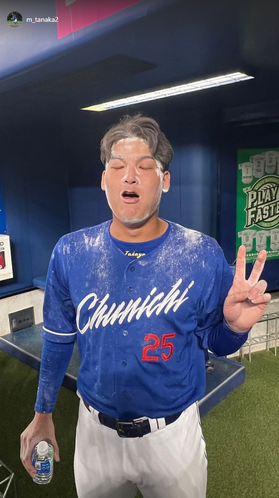 中日・田中幹也、草加勝、樋口正修が石川昂弥の写真を投稿する
