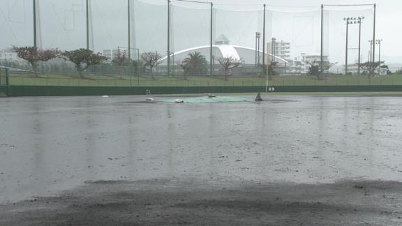 中日・大島洋平選手が完璧なノーバウンド好返球！ → 直後に激しいスコールで降雨ノーゲームに…　大島「珍しいボールを投げたので嵐が降ってきました」【動画】