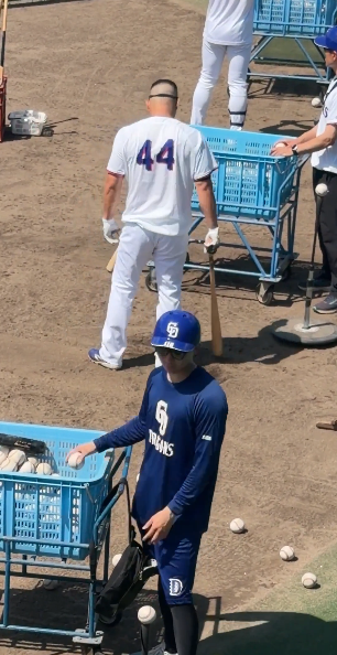 中日・川越誠司、ギプスが外れる
