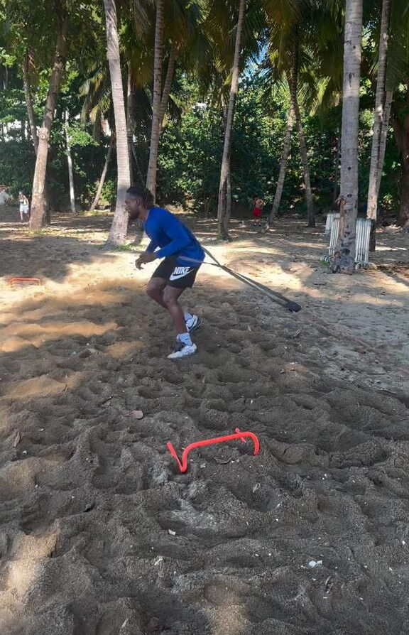 中日・カリステ、黙々とトレーニング