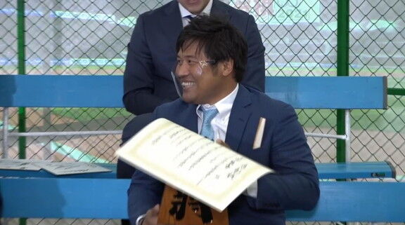 中日・平田良介選手、第2期プロ野球最強将棋王『球王』決定戦で見事に2連覇を達成！！！