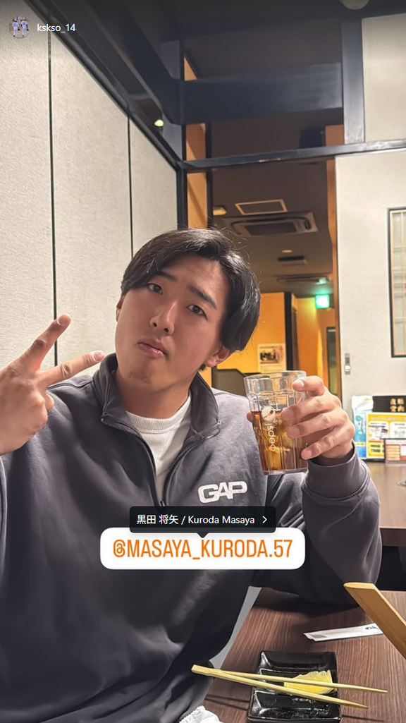 中日・草加勝、合同自主トレ参加者の写真を投稿する