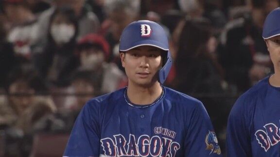 中日・石伊雄太が放った2点タイムリーヒット【動画】