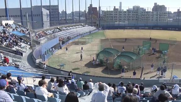 初の有観客開催となった中日ドラゴンズ秋季キャンプ　岡林勇希、高橋宏斗、立浪和義監督が入場後あいさつ　終了時のあいさつは土田龍空が務める【動画】