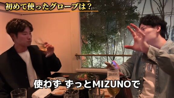 Q.初めて使ったグローブは？ → 中日・上林誠知が回答