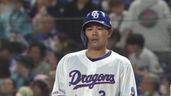 中日・高橋周平、ファースト守備は「まだ緊張します」