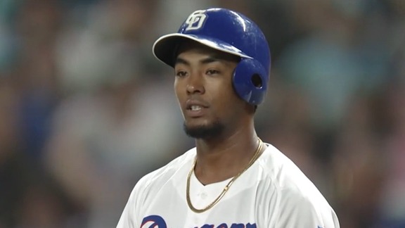 中日・ブライト健太、今季初スタメンで1安打2出塁