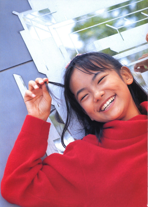 山崎亜美 (1)