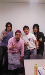 2008112204