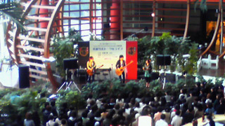 2009033006