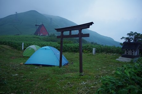 谷川岳馬蹄形縦走 2日目 清水峠 蓬峠 茂倉岳 谷川岳 どばっち日記 谷川岳馬蹄形縦走 2日目 清水峠 蓬峠 茂倉岳 谷川岳 どばっち日記