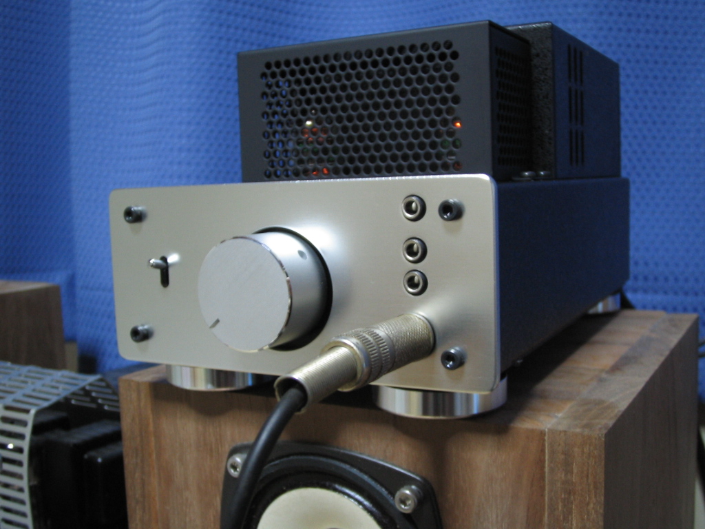 ELEKIT真空管ヘッドホンアンプTU-882R/AS（真空管スペア付）