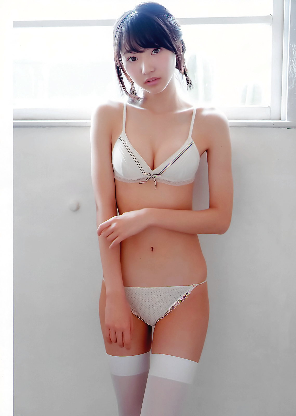 M D画像館 ６２ 武田玲奈 さん どっちの水着画像館