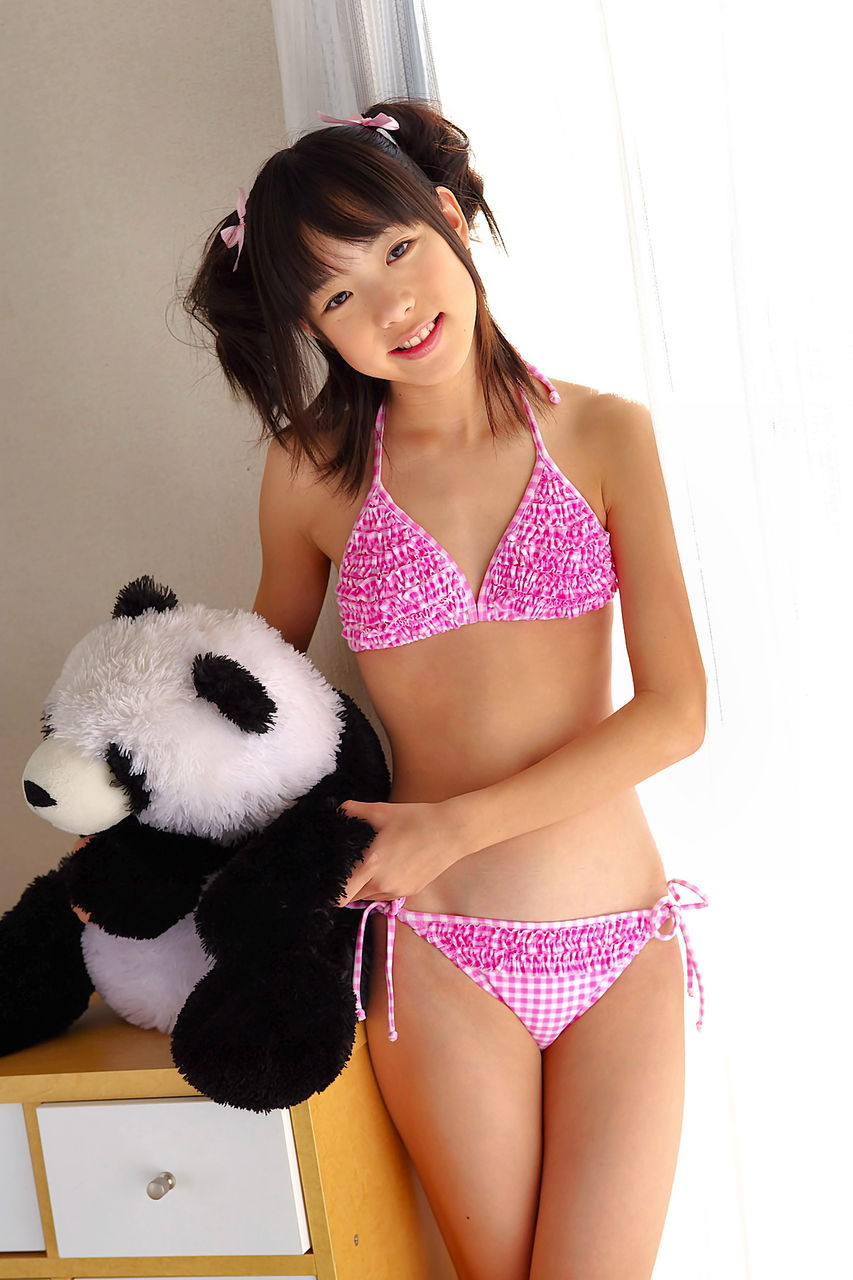 ジュニアアイドル掲示板 新実菜々子☆