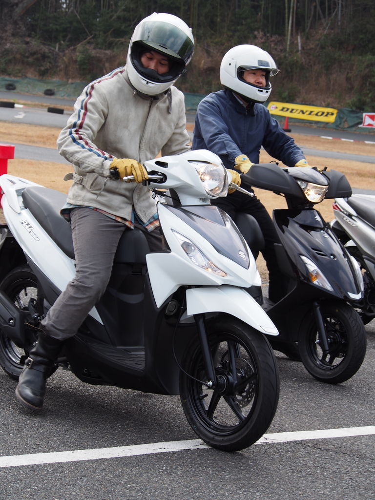 アドレス110の試乗会に行ってきました Mfd モトフィールド ドッカーズ福岡店 スタッフblog アドレス110の試乗会に行ってきました Mfd モトフィールド ドッカーズ福岡店 スタッフblog