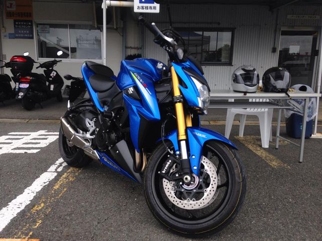 スズキ 新型 Gsx S1000f Abs国内モデルの勉強会 試乗会へ行って来ましたよ インプレ スペック編 Mfd モトフィールドドッカーズ兵庫神戸店 新車から中古まで 販売から買取り下取り保険までバイクの事なら何でもどうぞ