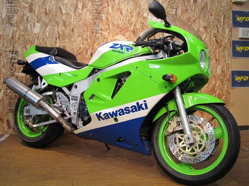 80年代のレプリカブーム再来！ZXR750 : 【MFD】モトフィールド