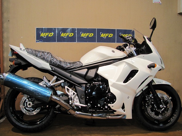 新型バンディット1250f Abs Mfd モトフィールドドッカーズ甲子園店 兵庫県西宮市の大型専門店 中古 新車を扱うバイク屋スタッフブログ バイク カスタムや買取り査定から新型インプレ スペック情報も