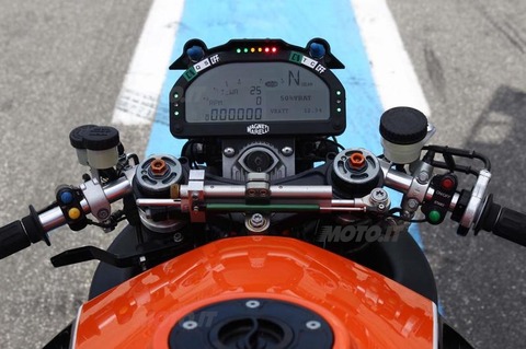 ktm-rc8-idm-static-24