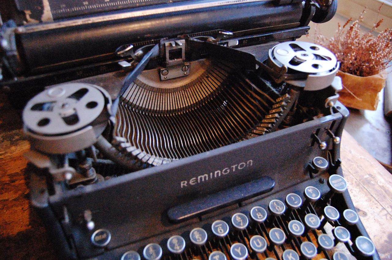 アメリカ レミントンランド社 タイプライター : d o d o