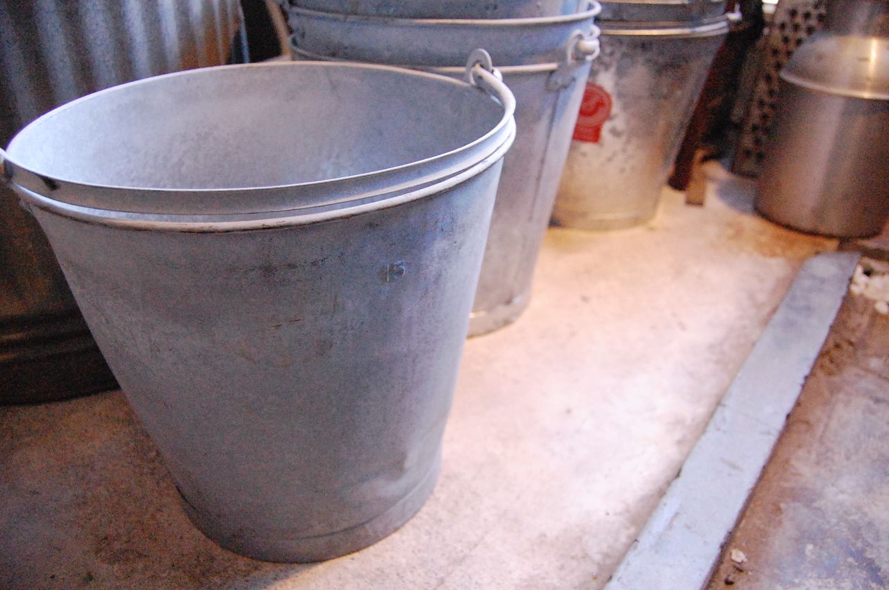 スウェーデン オールドブリキバケツ D O D O