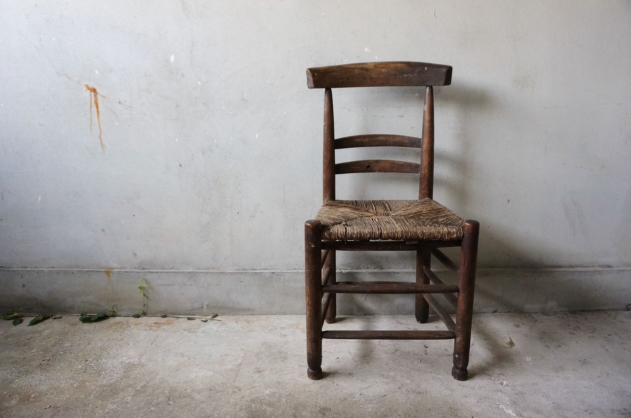 フランスアンティーク ラッシュシートチェア カフェチェア ダイニングチェア　籐 フランスアンティーク ラッシュシートチェア カフェチェア ダイニング