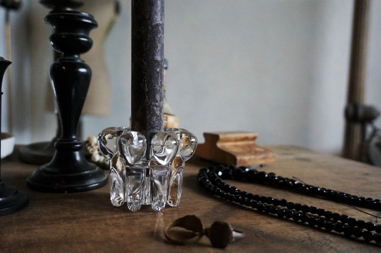 イギリス オールドグラスキャンドルホルダー D O D O