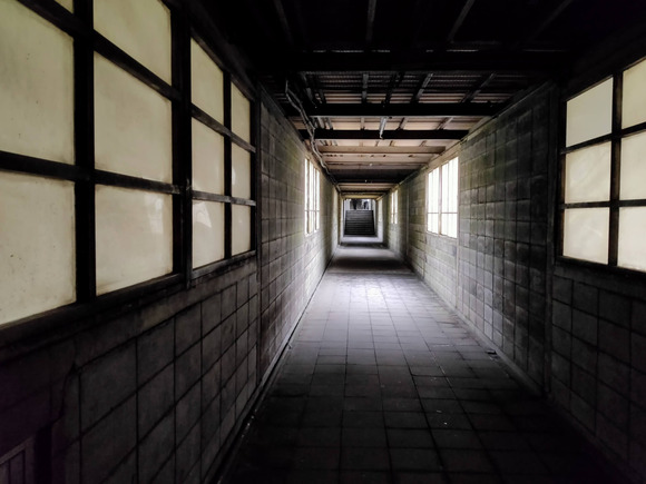 【悲報】空手家、お化け屋敷でお化けのアゴを蹴り砕くｗｗｗｗｗｗ