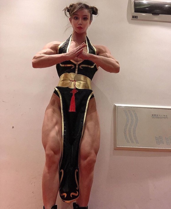 【画像】　春麗さん、現実にいると怖い・・・