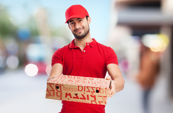 【驚愕】海外のピザ配達の方法、とんでもなかったｗｗｗｗｗｗｗｗｗ