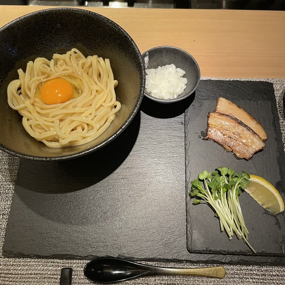 【朗報】卵かけ麺とかいう食い物、ガチで美味いｗｗｗｗｗｗｗｗｗ