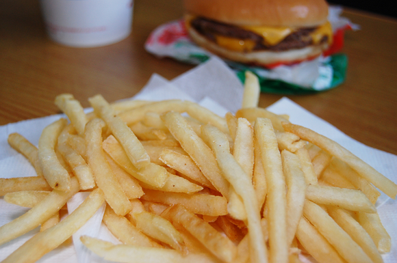 【画像】　フライドポテトに１番合う調味料決定戦ｗｗｗｗｗｗｗｗｗｗ