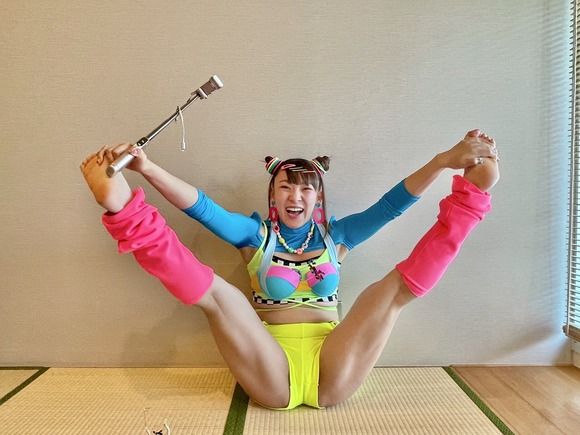 【画像】　フワちゃんのV字開脚ｗｗｗｗｗｗｗｗｗｗｗｗｗｗ