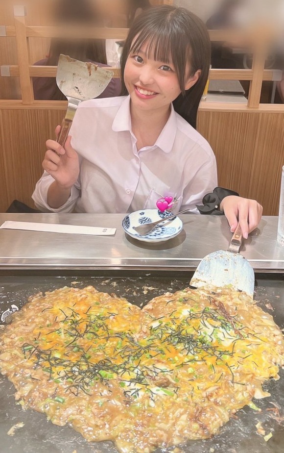 【画像】　JK「これ、ウチの気持ちやねん全部食べてな❤」