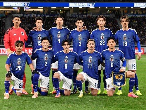 【悲報】サッカー日本代表の欧州移籍、ジャンプアップしたのは鈴木彩艶さんだけ・・・・・・・・・