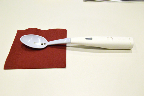 【朗報】「味が変化するスプーン」をキリンが商品化ｗｗｗｗｗｗｗ