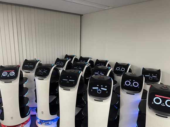 【朗報】ガストの猫型ロボットの値段が判明するｗｗｗｗｗｗｗｗｗｗｗｗｗｗｗｗ