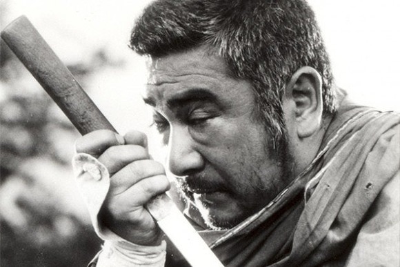 【驚愕】杖にナイフを仕込んだ、座頭市みたいな爺が逮捕されるｗｗｗｗｗｗｗｗ