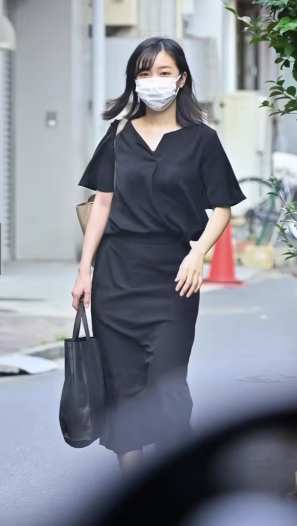 【画像】佳子さまの、可愛い出勤姿が激写されてしまうｗｗｗｗｗｗｗｗ