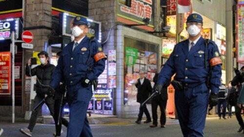 【衝撃】ちうごくの女さん、日本の警察官をガチでケルナグールｗｗｗｗｗｗｗｗｗｗ