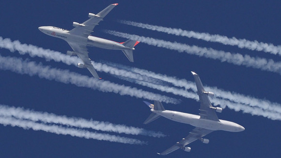 【画像】　日本の飛行機がすごすぎるｗｗｗｘｗｗｗｘｗｗｗｗ