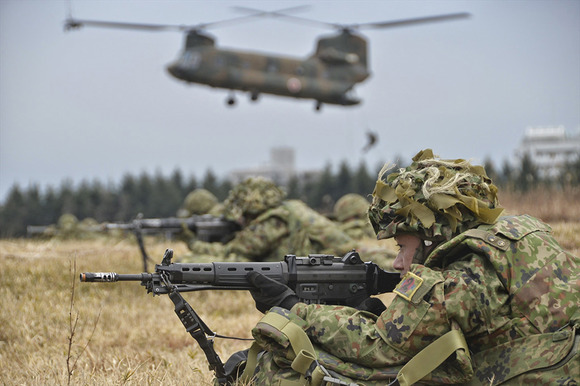 【悲報】自衛隊機、またもや威嚇飛行・・・・・