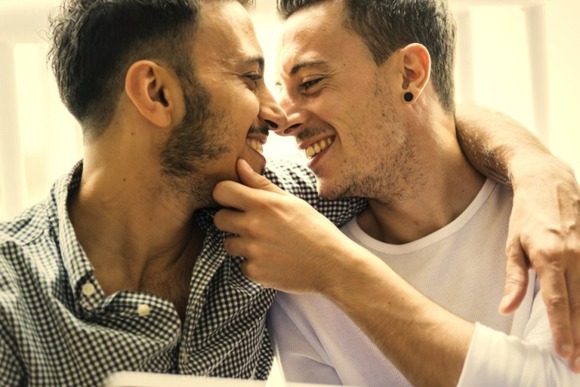 【驚愕】最近の若者の同性愛化、もう止まらない →同性が大好きな男子が急増していることが判明・・・