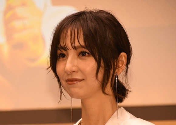【朗報】篠田麻里子(38)、資産60億円IT社長の誘いを断り続けていた →娘が社長を慕い「この人なら」と交際ｗｗｗ