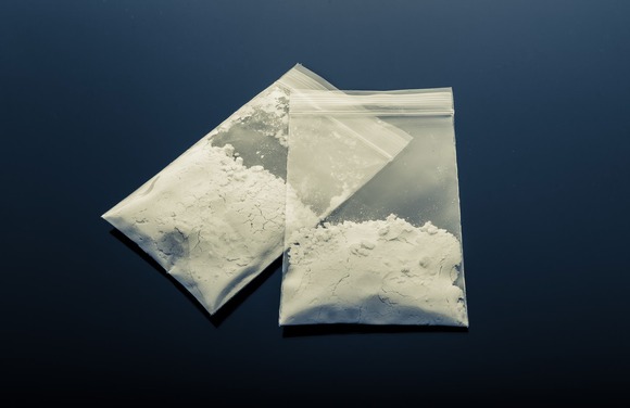 【悲報】警察「なんだこの白い粉は！」男「◯◯ですけど…」警察「怪しいな、署まで来い！」 →結果・・・・・・