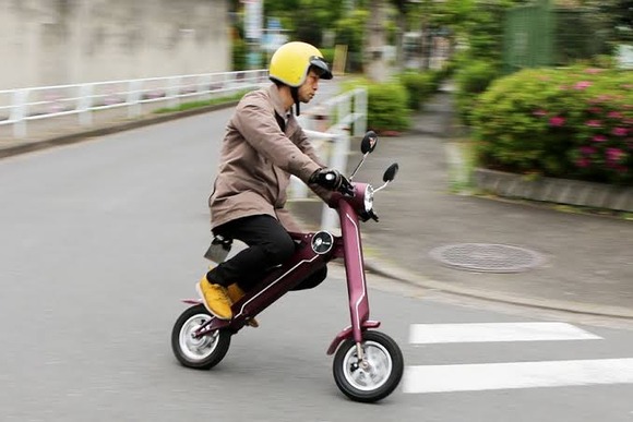 【画像】　折り畳み式の原チャリやばすぎｗｗｗｗｗｗｗｗ（電車にも持ってける）