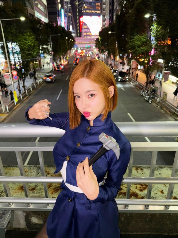 【朗報】伝説の「DJ soda」 さんむちむちコスプレを披露してしまうｗｗｗｗｗｗｗｗｗｗｗｗｗｗｗ